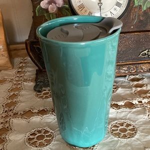 Aladdin ceramic like new condition travel mug